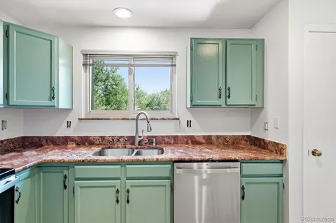 Kitchen - 12439 W 84th Dr, Arvada, CO 80005 photo 2 of 4