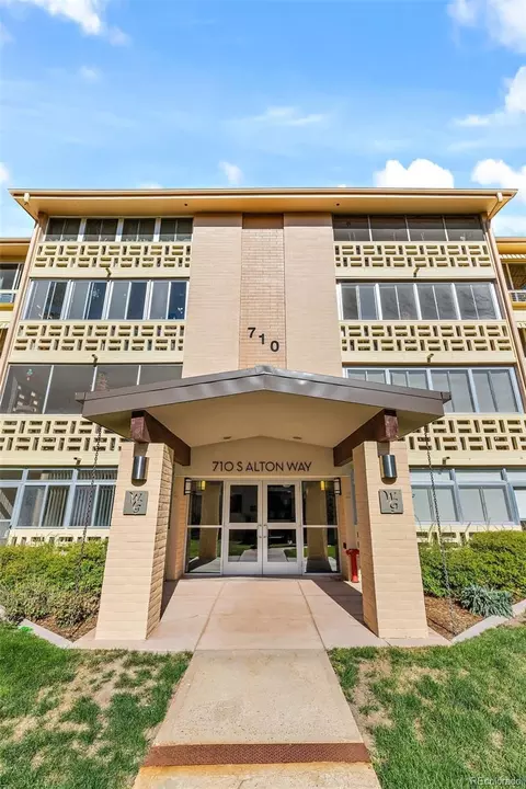 710 S Alton Way #9D, Denver, CO 80247