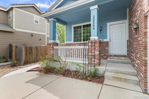 Exterior - 22264 E Kenyon Pl, Aurora, CO 80018 photo 4 of 7