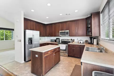 Kitchen - 22264 E Kenyon Pl, Aurora, CO 80018 photo 2 of 4