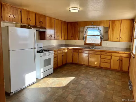 34000 Myers Rd, Yoder, CO 80864 photo 4
