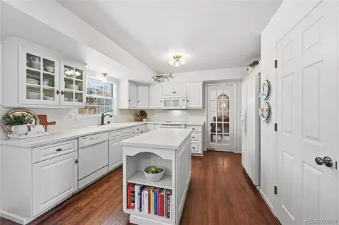 Kitchen - 6230 E Jamison Cir S, Centennial, CO 80112 photo 1 of 4