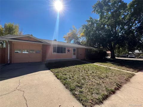 1771 Centennial Dr, Longmont, CO 80501