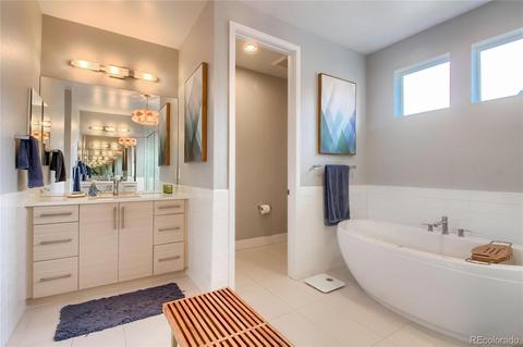 8702 E 53rd Ave, Denver, CO 80238 photo 24
