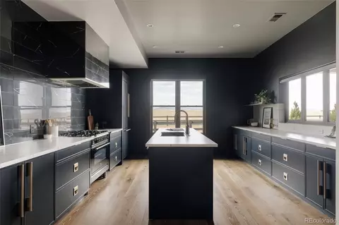 Kitchen - 2531 Southwind Rd, Berthoud, CO 80513 photo 4 of 4