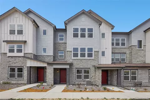 24161 E 54th Pl, Aurora, CO 80019