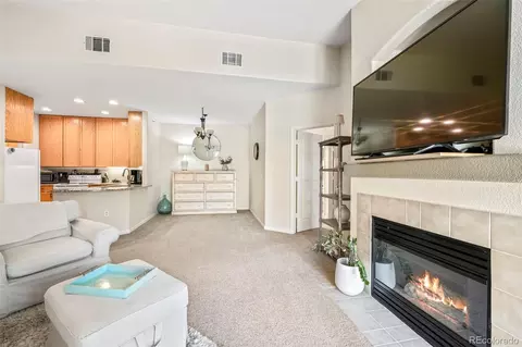 Living - 540 Mohawk Dr #15, Boulder, CO 80303 photo 5 of 5