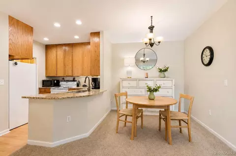 Dining - 540 Mohawk Dr #15, Boulder, CO 80303 photo 1 of 1