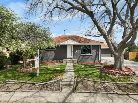 10752 Blue Jay Ln, Northglenn, CO 80233