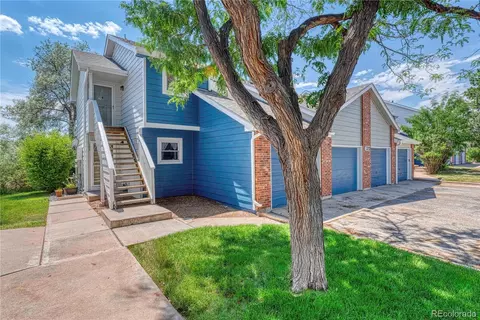 1323 S Cathay Ct #202, Aurora, CO 80017