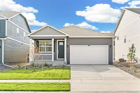 1743 Pinnacle Ave, Lochbuie, CO 80603