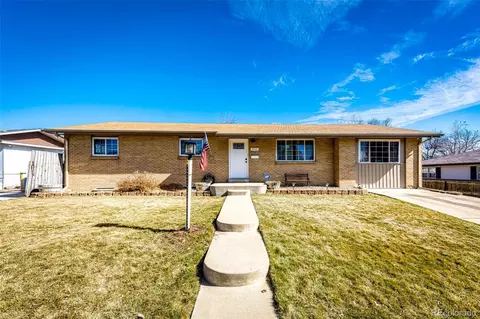 6720 S Logan St, Centennial, CO 80122