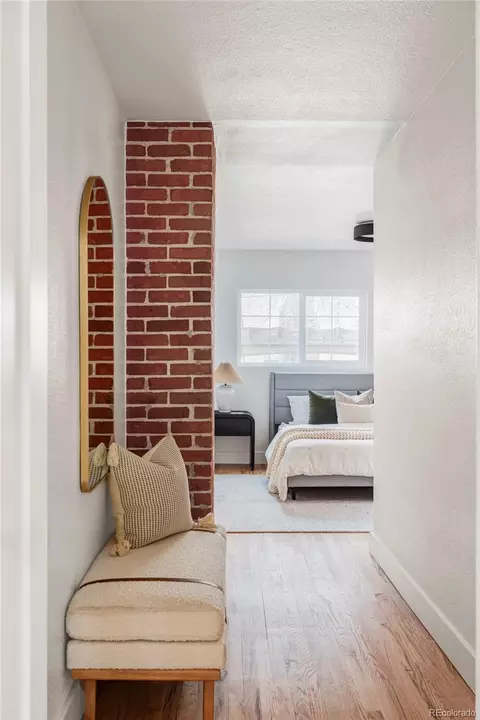 2809 Forest St, Denver, CO 80207 photo 8
