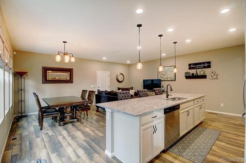 10739 E 25th Dr, Aurora, CO 80010 photo 12