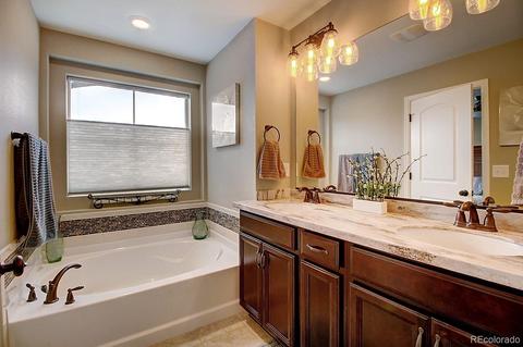 10739 E 25th Dr, Aurora, CO 80010 photo 25