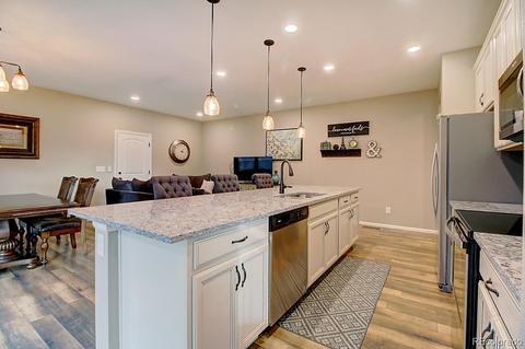 10739 E 25th Dr, Aurora, CO 80010 photo 13