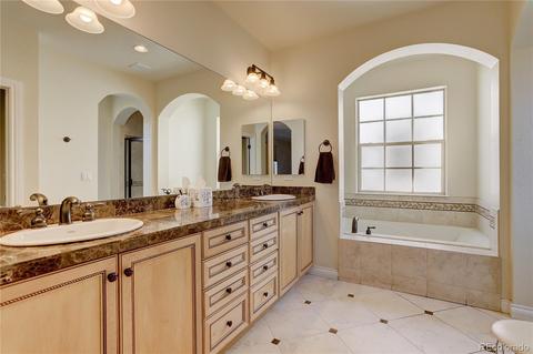 8755 E 29th Pl, Denver, CO 80238 photo 19
