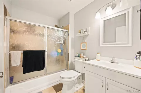 Bath - 16396 E Rice Pl #B, Aurora, CO 80015 photo 1 of 1