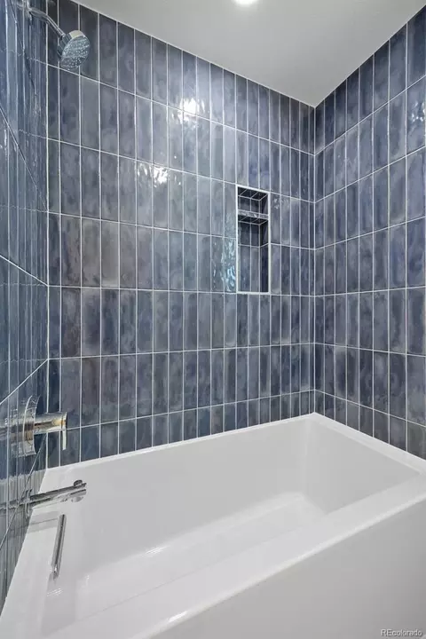 Bath - 7663 S Grape St, Centennial, CO 80122 photo 7 of 8