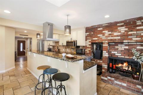 4245 E Arapahoe Pl, Centennial, CO 80122 photo 4