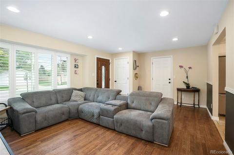 4245 E Arapahoe Pl, Centennial, CO 80122 photo 2