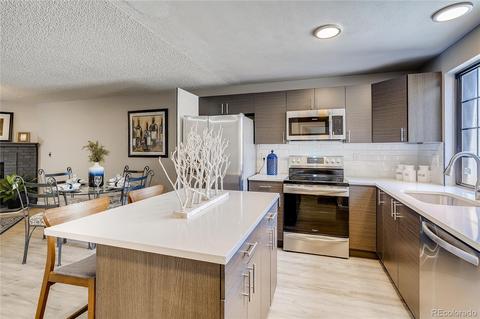 8075 Kline Ct, Arvada, CO 80005 photo 2