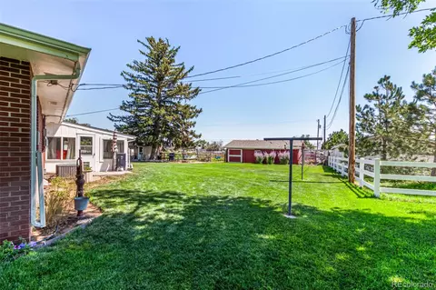 Exterior - 1622 Elder Ave, Greeley, CO 80631 photo 6 of 9