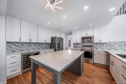 Kitchen - 19062 E Powers Pl, Aurora, CO 80015 photo 2 of 5