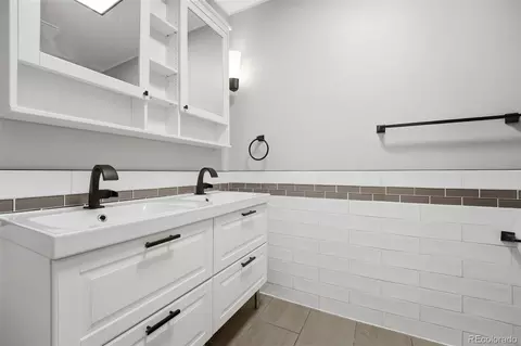 Bath - 418 Wright St #102, Lakewood, CO 80228 photo 2 of 2