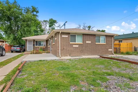 1341 1345 Xanadu St, Aurora, CO 80011