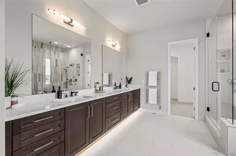 Bath - 5357 Soledad Cir, Parker, CO 80134 photo 2 of 9