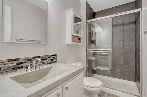 Bath - 8016 E Fairmount Dr, Denver, CO 80230 photo 2 of 5