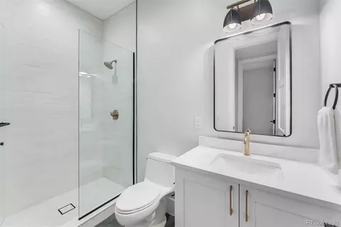 Bath - 334 Jackson St, Denver, CO 80206 photo 7 of 7