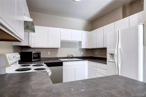 18152 E Flora Pl #A, Aurora, CO 80013 photo 3