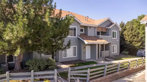 912 S Yampa St #207, Aurora, CO 80017