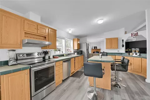 17460 E 15th Pl, Aurora, CO 80011 photo 4