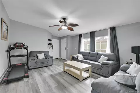 17460 E 15th Pl, Aurora, CO 80011 photo 2