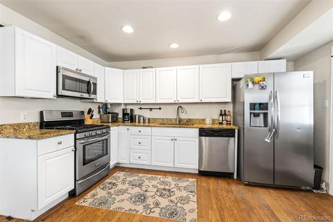 9461 Lillian Ln, Thornton, CO 80229 photo 4