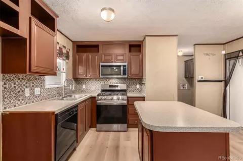 1614 Van Buren Way, Aurora, CO 80011