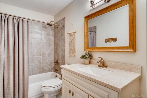 7708 E Long Pl, Centennial, CO 80112 photo 23