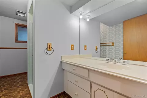 Bath - 3390 Endicott Dr, Boulder, CO 80305 photo 2 of 2