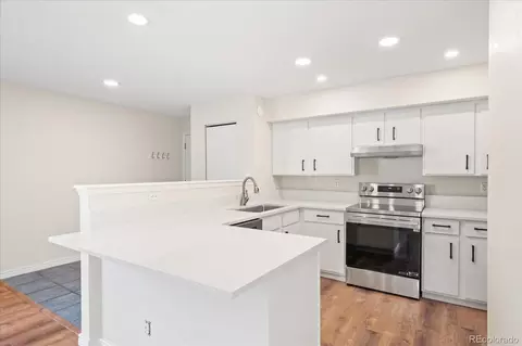 281 S Zinnia Way #2B, Denver, CO 80228