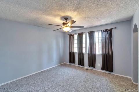 4662 Duluth Ct, Denver, CO 80239 photo 10