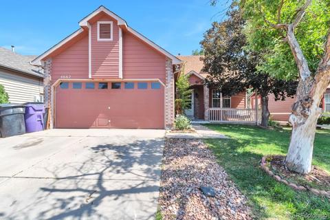 4662 Duluth Ct, Denver, CO 80239 photo 2