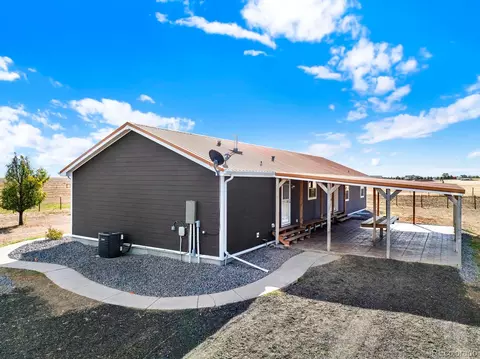10309 Schumaker Rd, Bennett, CO 80102 photo 4