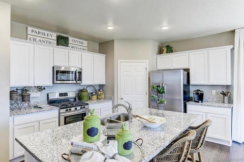 7415 E 157th Ave, Thornton, CO 80602 photo 11