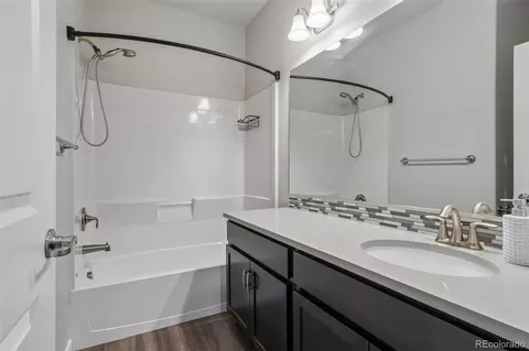 Bath - 291 Saskatoon Dr, Windsor, CO 80550 photo 3 of 5