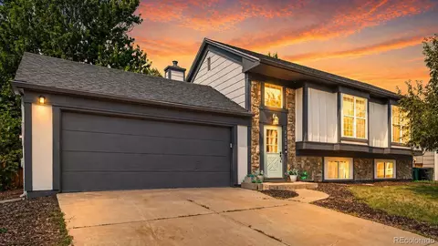 21550 E Alamo Pl, Centennial, CO 80015