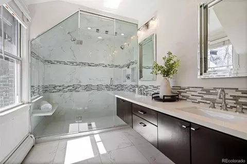 Bath - 2833 E 8th Ave, Denver, CO 80206 photo 2 of 4