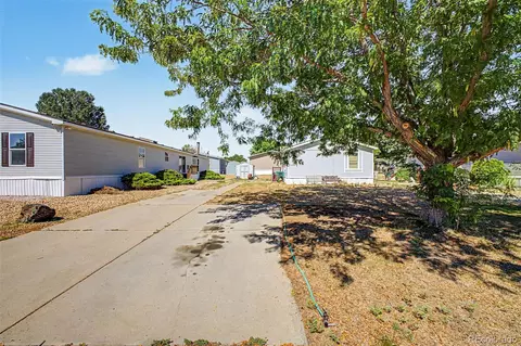 10545 Bald Eagle Cir, Longmont, CO 80504 photo 3